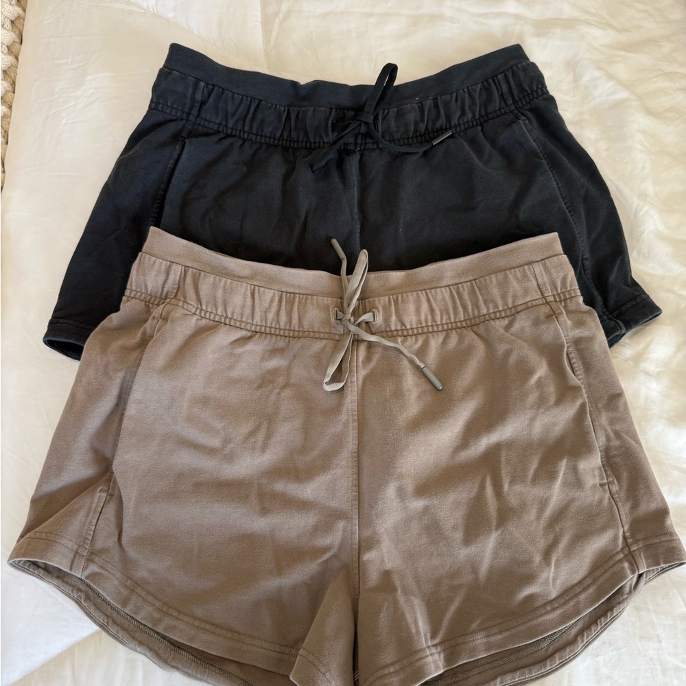 Lululemon High Rise Inner Glow Shorts 3” Inseam